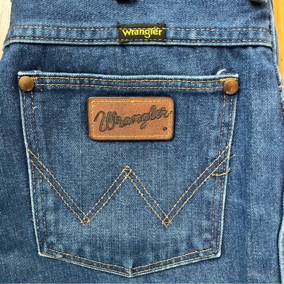 Vintage Wrangler Denim, Deadstock, Dark Wash Indigo, style 82612, 32 Long - Picture 4 of 9